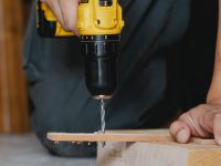 ilmuteknik.id - Cara Menggunakan Bor Tangan