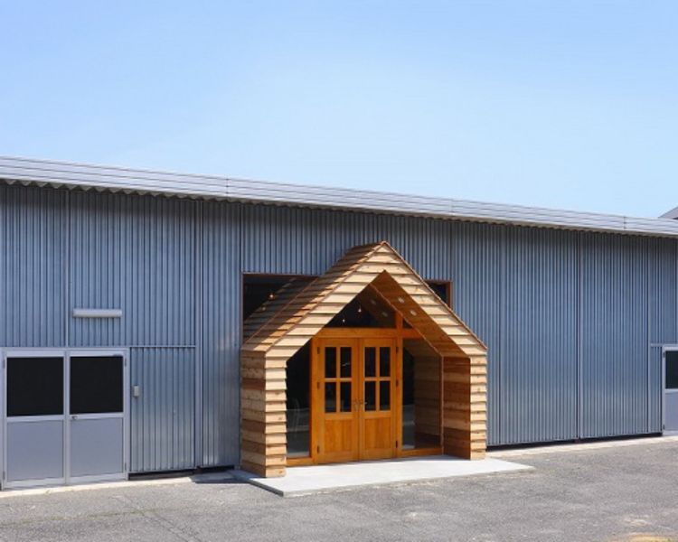 Desain Gudang dengan Ukuran yang Luas