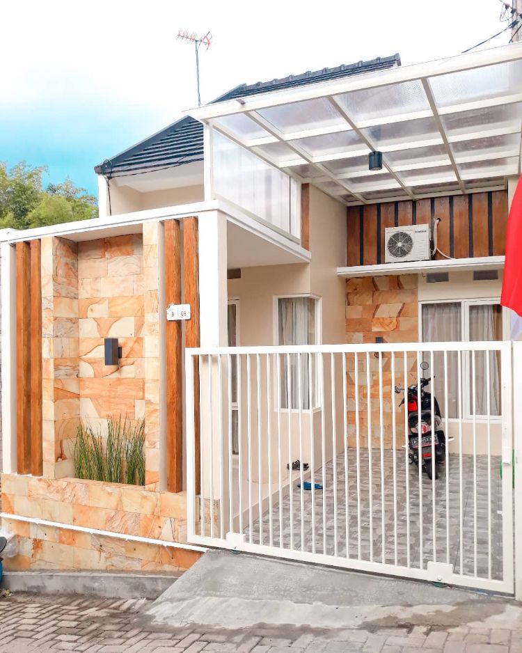 Desain Rumah Kecil Dinding Marmer