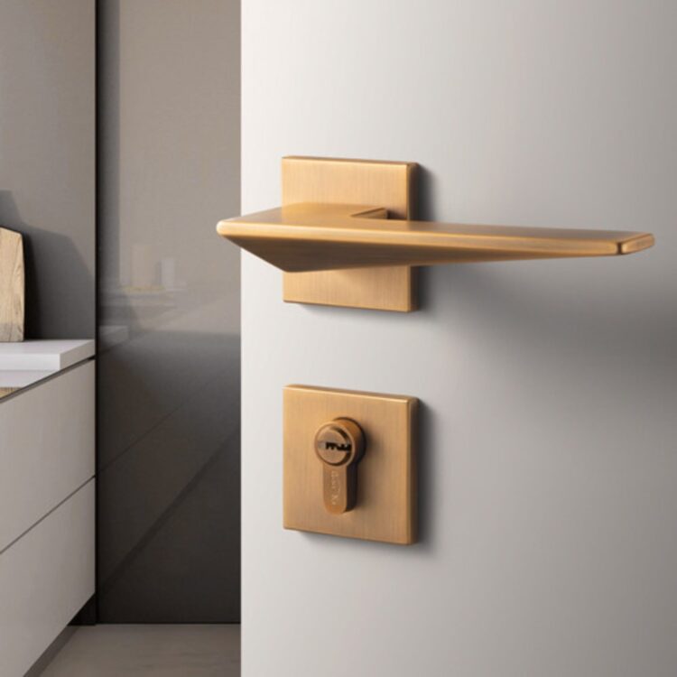 Pegangan Pintu Apartemen