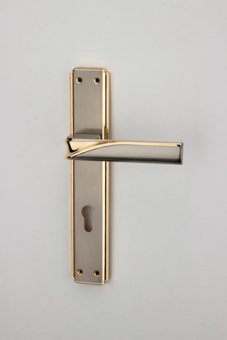 Pegangan Pintu Minimalis Standar