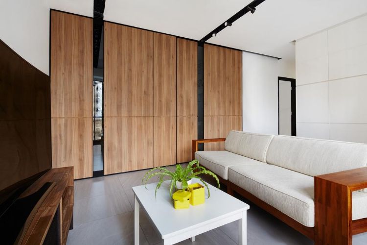 Sekat Menggunakan Sliding Door