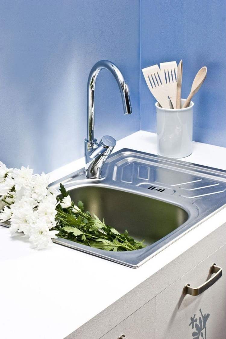 Wastafel Sudut Vintage