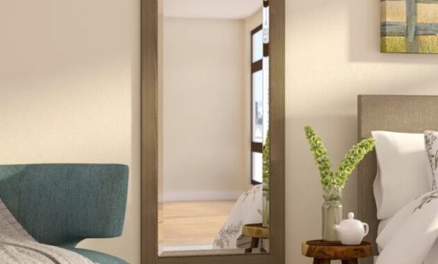 Cermin Berdiri Minimalis