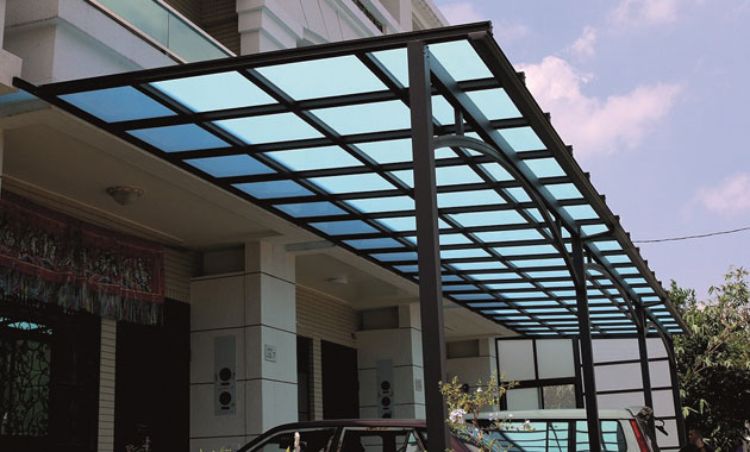 Kanopi Half Building