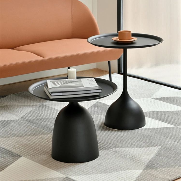 Meja Besi Gelas Terbalik