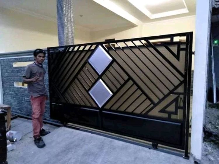 Pagar Dorong Permainan Garis