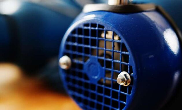 Dinamo Bagian-Bagian, Jenis, dan Prinsip Kerjanya Dinamo Bagian-Bagian, Jenis, dan Prinsip Kerjanya