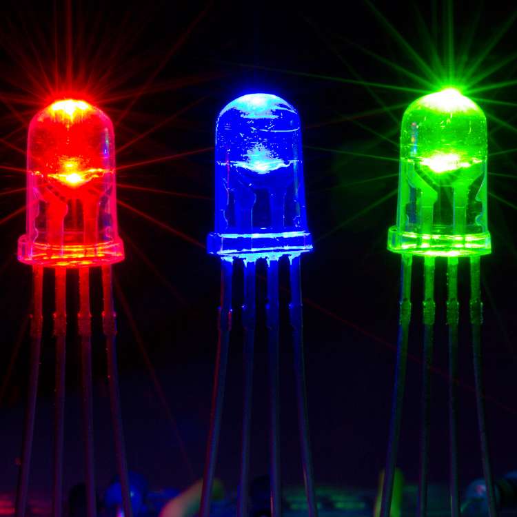 LED RGB (Red, Green, Blue)