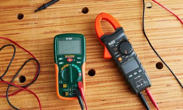 Multitester Pengertian, Kegunaan, Jenis, dan Cara Penggunaan