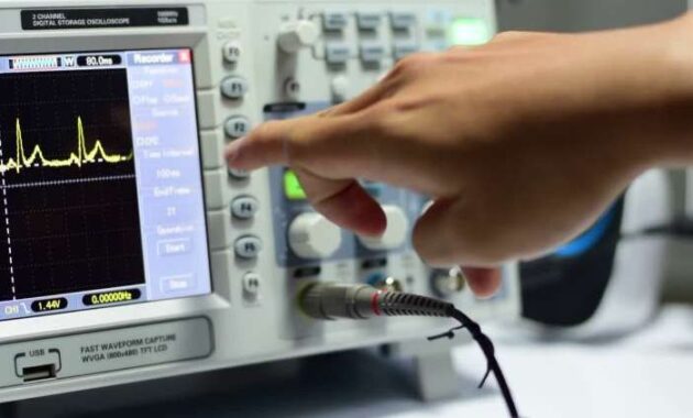 Osiloskop Motor Pengertian, Parameter, Jenis dan Cara Kerja Osiloskop Motor Pengertian, Parameter, Jenis dan Cara Kerja