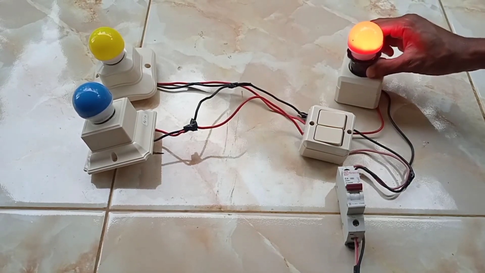 cara mengatasi konsleting listrik 2