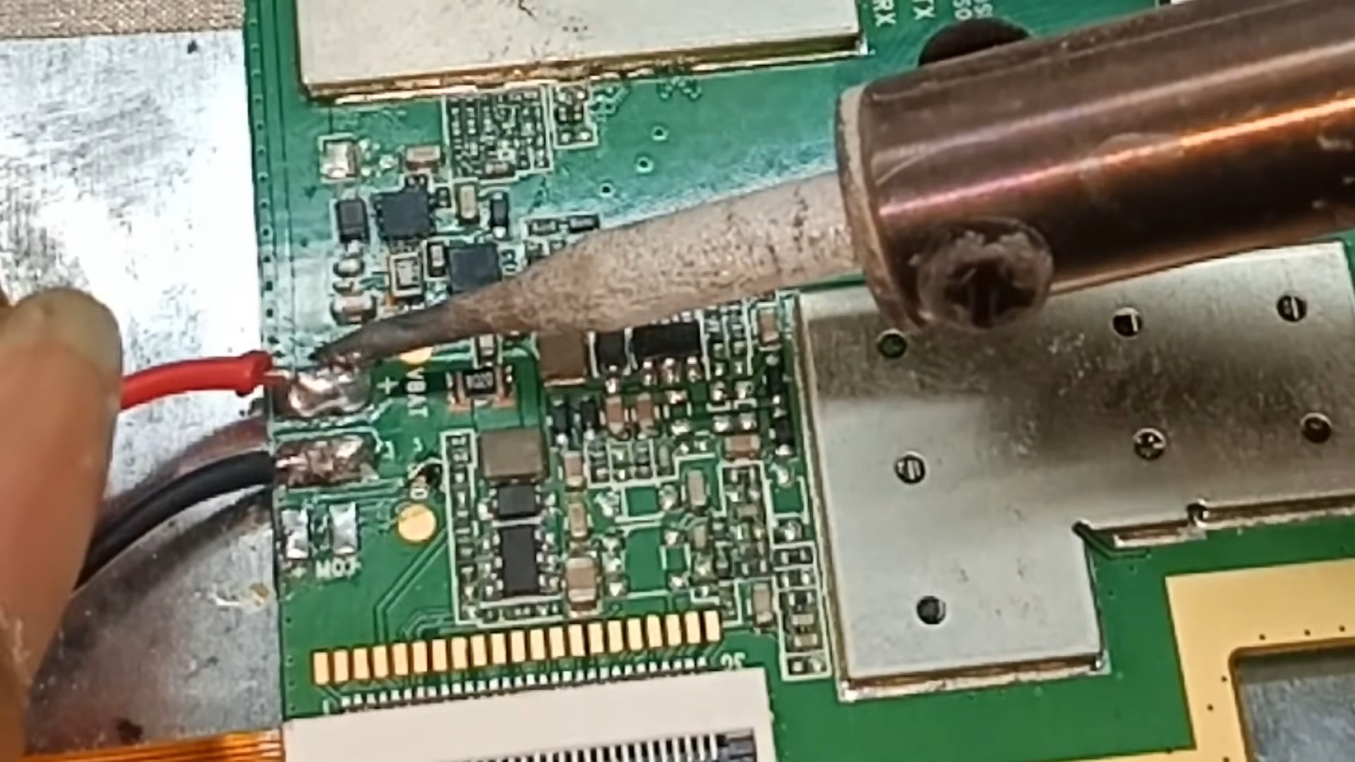 cara menyolder yang baik dan benar 3